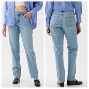 Gap Women's Jeans Girlfriend SZ 12 / 31 Mid Rise Raw Hem Blue Distressed Blue